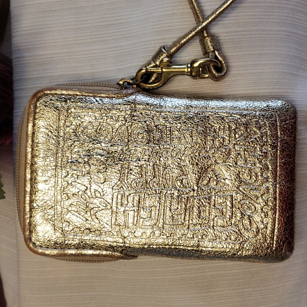 Coach poppy wristlet - Picture 2 of 7